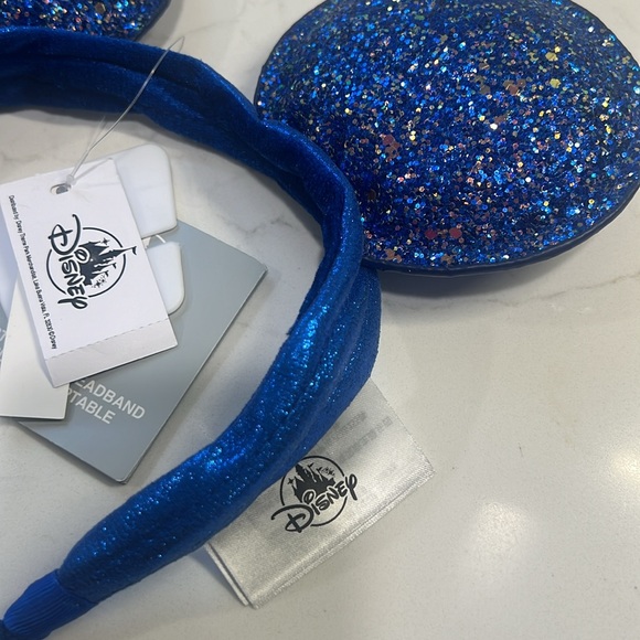 Adaptable Fit Disney Headband Ears - Picture 2 of 6